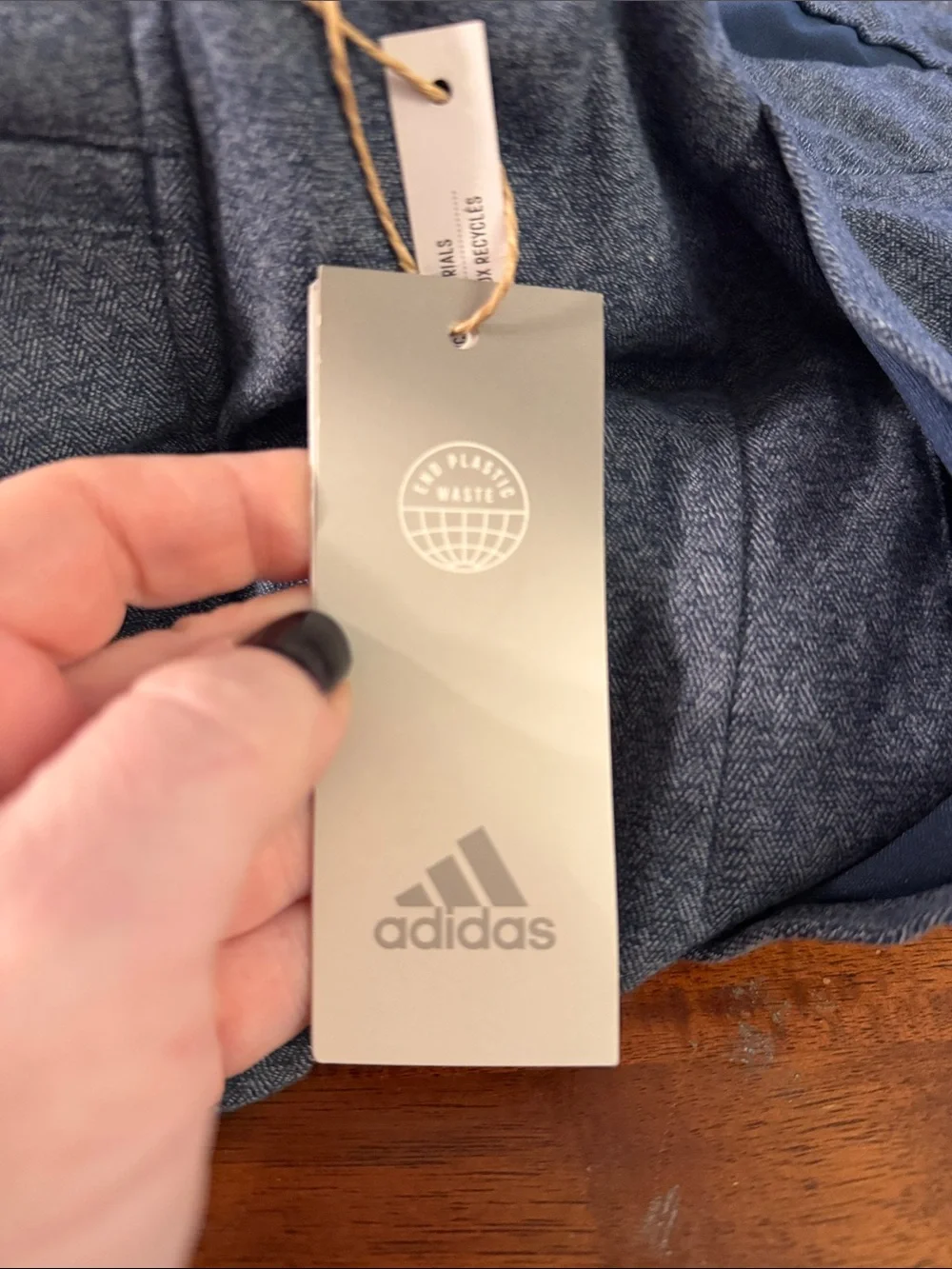 Adidas Men’s NWT  Fall Weight Textured Golf Pants. 42X32. Crew Navy.